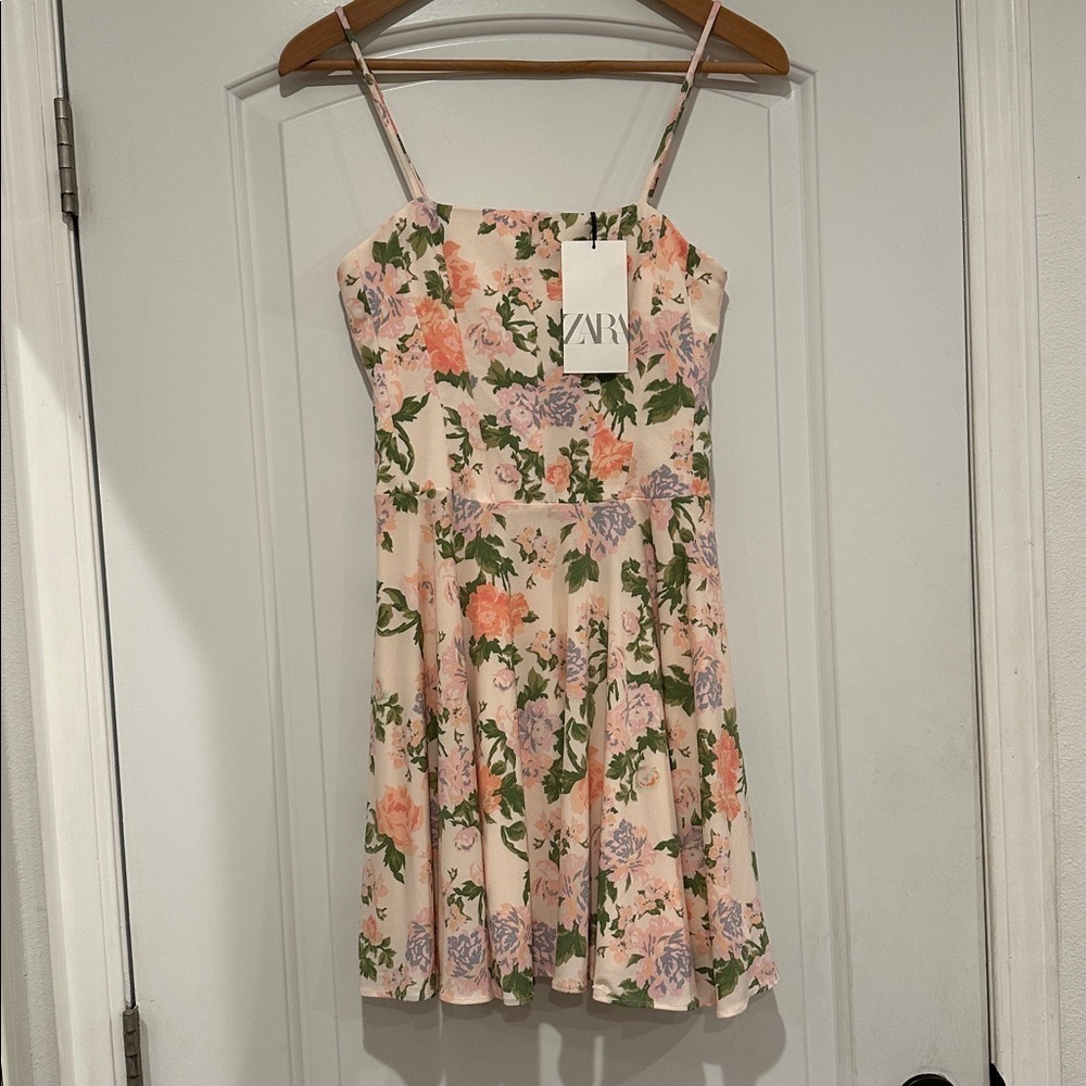 NWT Zara Mini Floral Spaghetti Strap Dress Blogger Favorite Sz XS - Picture 6 of 13